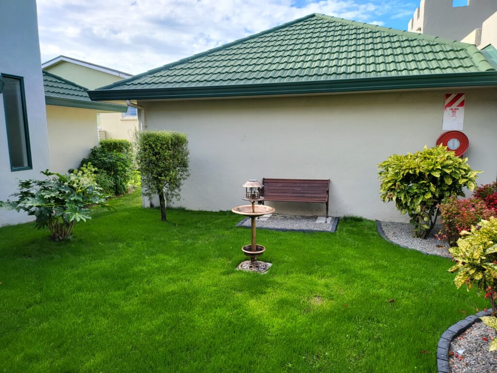 Two Bedroom 2 Story with Garden