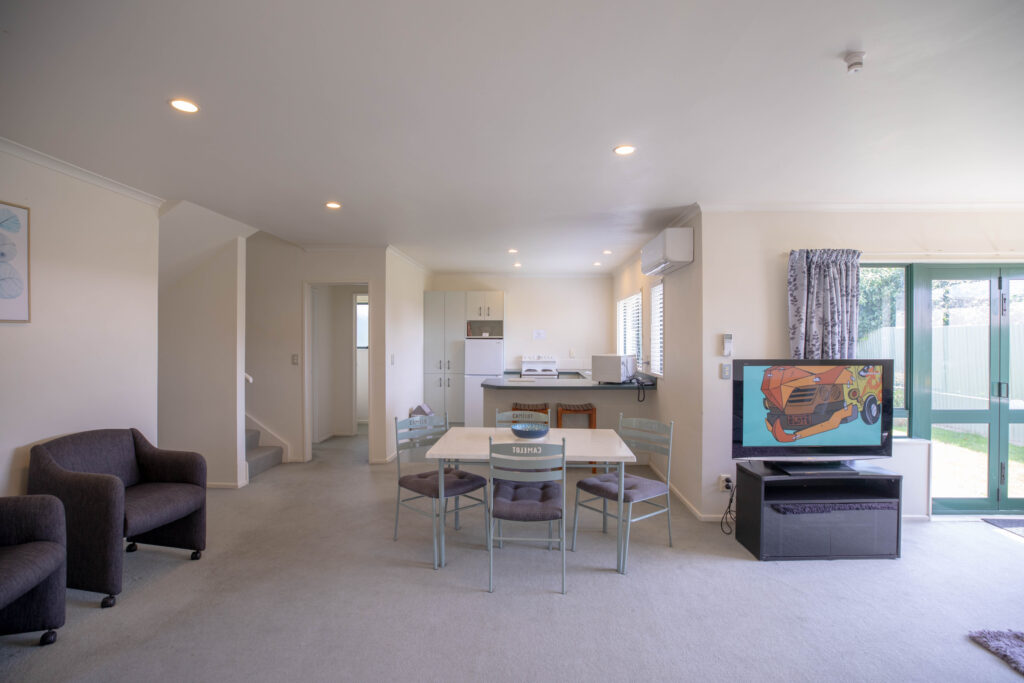 Two Bedroom 2 Story with Garden